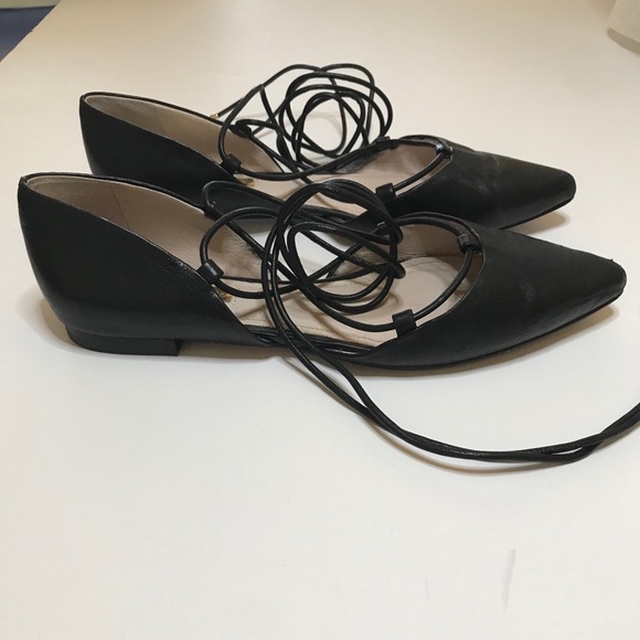 Louise et Cie Wrap Around Ankle Flats - Picture 4 of 7